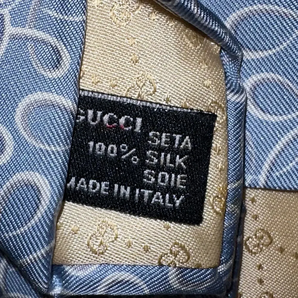 Gucci Light Blue Swirl 100% Silk Designer Tie